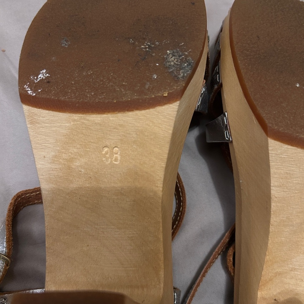 Swedish Hasbeens silver leather wooden clog sandals Size 7.5 - Picture 10 of 11